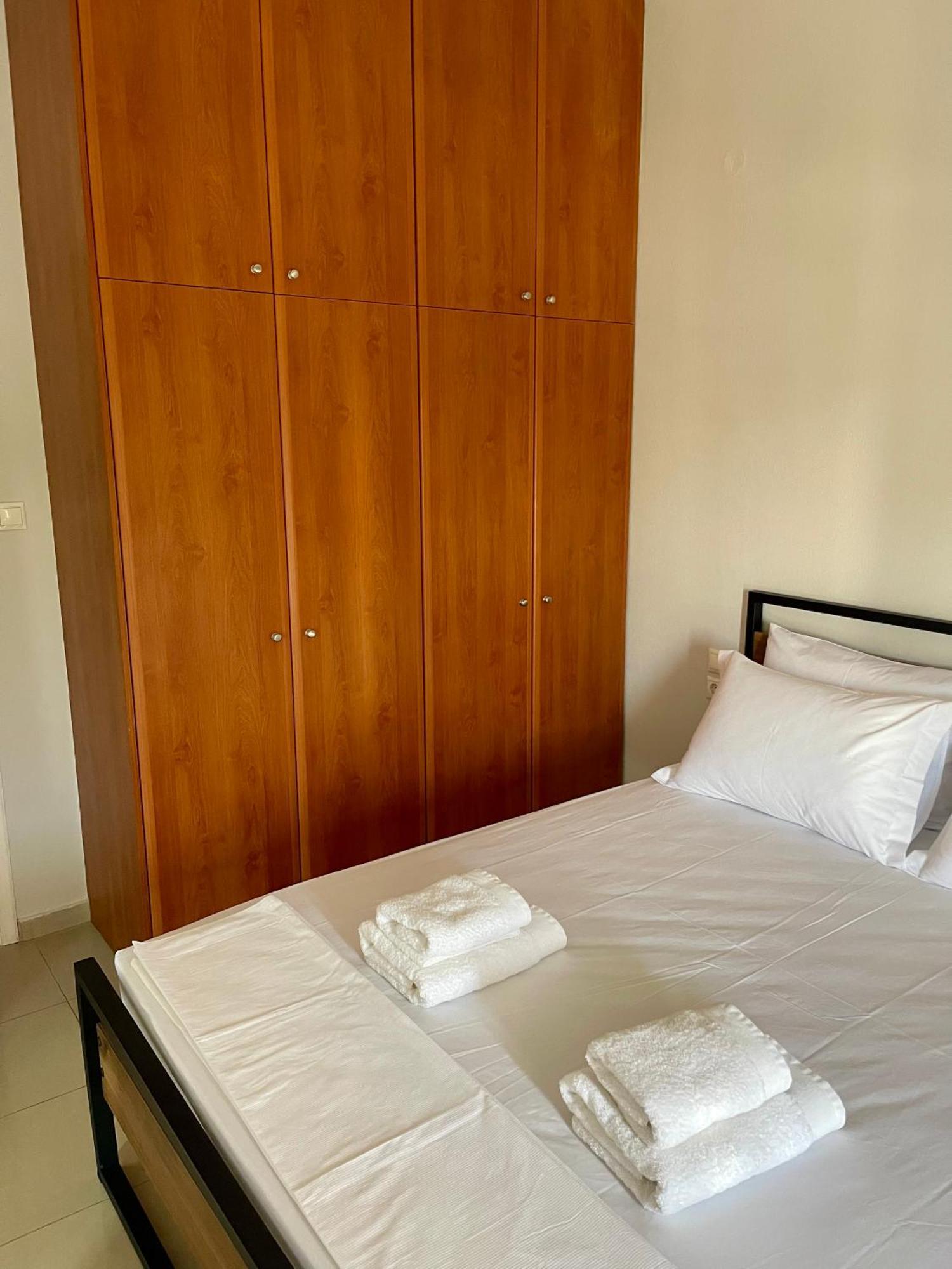 Anavros Rooms Volos Eksteriør billede