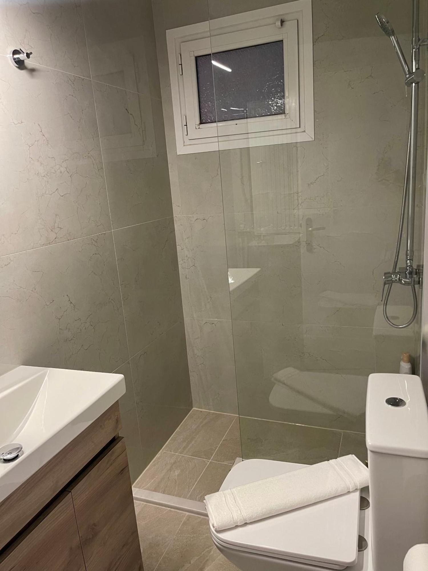 Anavros Rooms Volos Eksteriør billede